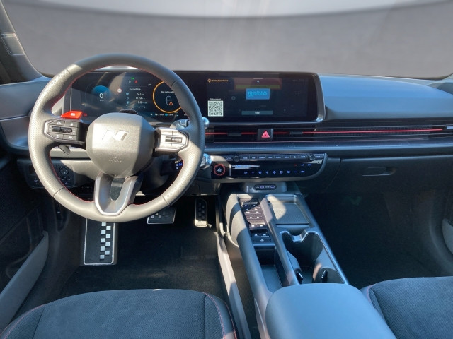 Bild 8: Hyundai IONIQ 6 N Line 84 kWh 4WD i66l2-O3