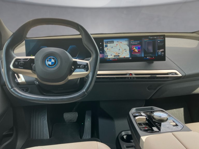 Bild 5: BMW PKW i-Serie iX xDrive40 I20 XE2