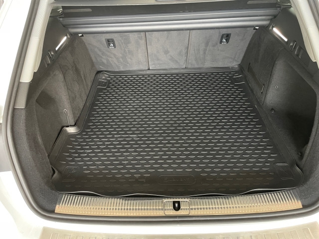 Bild 12: Audi A4 Avant 2,0l Diesel