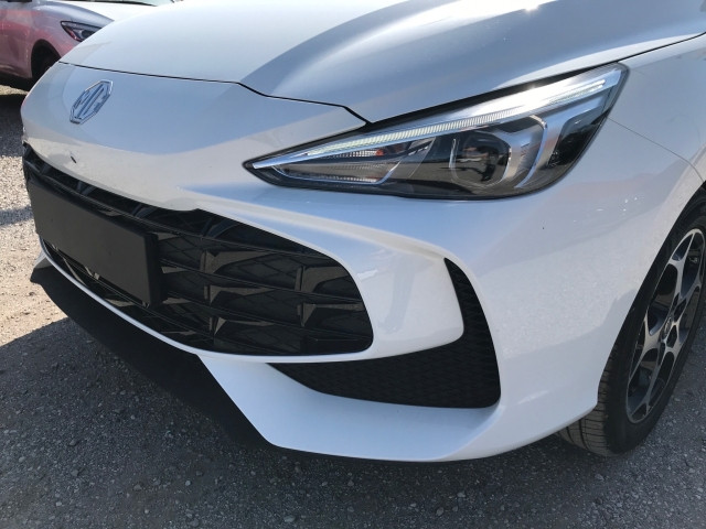 Bild 6: MG MG3 1,5 HEV Luxury MY26 Österreich Paket