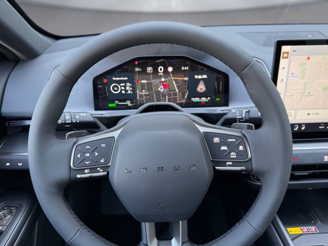 Bild 9: Lexus ES 350e Comfort + 21" Felgen