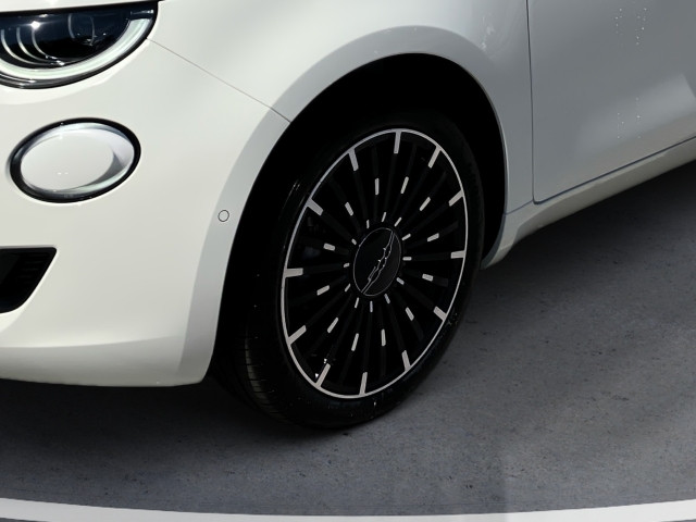 Bild 7: Fiat 500e Cabrio La Prima