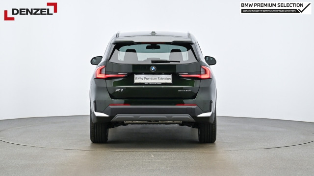 Bild 3: BMW X1 sDrive20i U11 B38