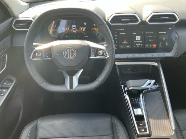 Bild 9: MG ZS HEV Luxury MY26 Österreich Paket
