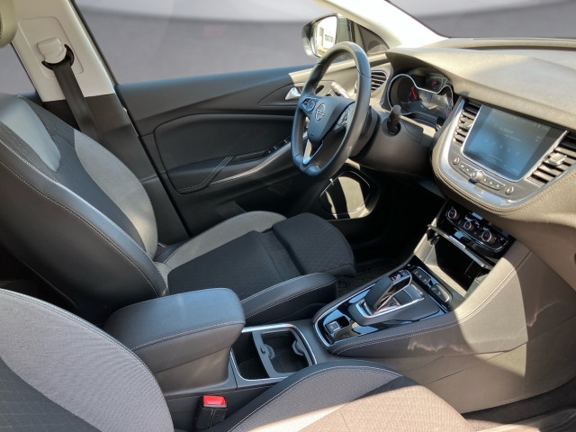 Bild 10: Opel Grandland X 1,6 Turbo Innovation