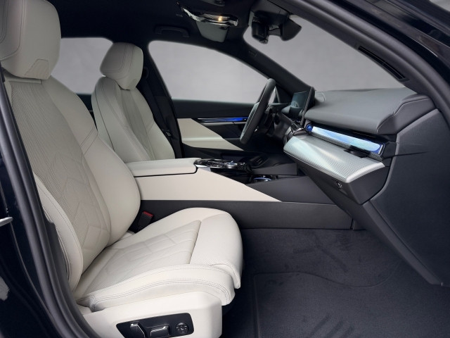 Bild 10: BMW 530e xDrive Limousine G60