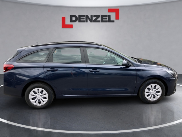 Bild 4: Hyundai i30 Kombi - PD Smart Line 1.0 T-GDI