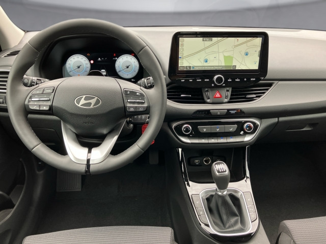 Bild 8: Hyundai i30 Kombi - PD Smart Line 1.0 T-GDI