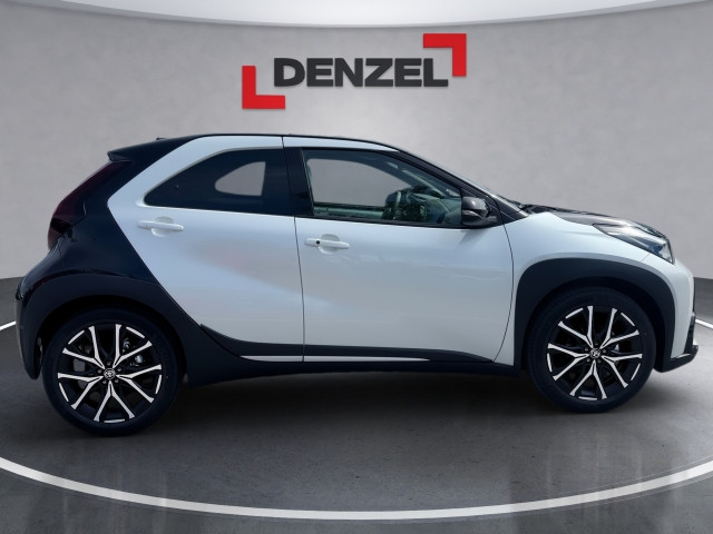 Bild 4: Toyota AYGO X 1,5 Hybrid GR-SPORT + JBL