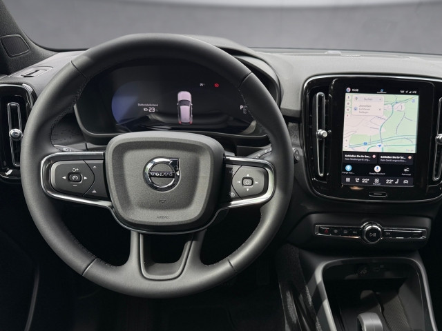 Bild 9: VOLVO PKW EX40 Black Edition Plus, Single Motor Extended Range, Vollel