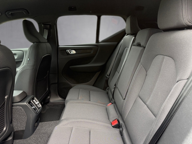 Bild 11: VOLVO PKW EX40 Black Edition Plus, Single Motor Extended Range, Vollel