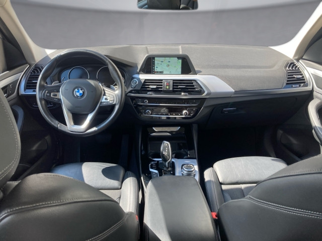 Bild 8: BMW X3 xDrive 20i