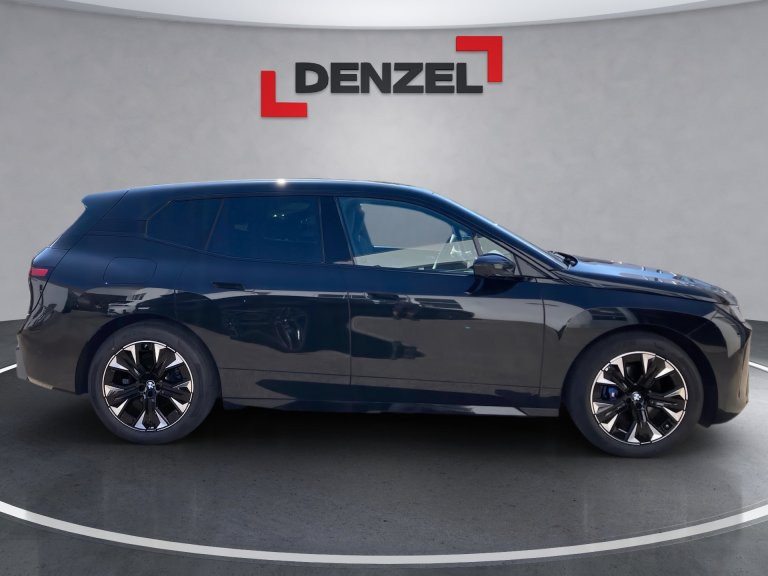 Bild 4: BMW iX xDrive45