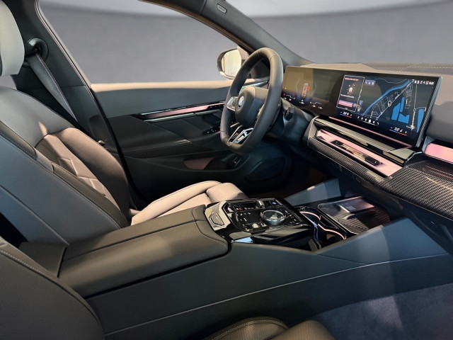 Bild 5: BMW i5 eDrive40 Touring
