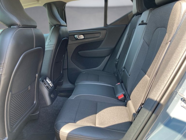Bild 11: VOLVO PKW XC40 T5 PHEV FWD Momentum Pro Aut.