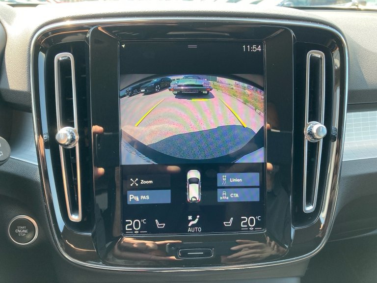 Bild 14: VOLVO PKW XC40 T5 PHEV FWD Momentum Pro Aut.