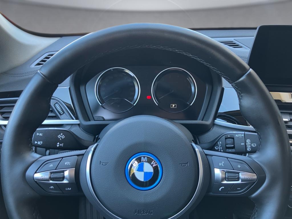Bild 9: BMW X1 xDrive25e PHEV Au