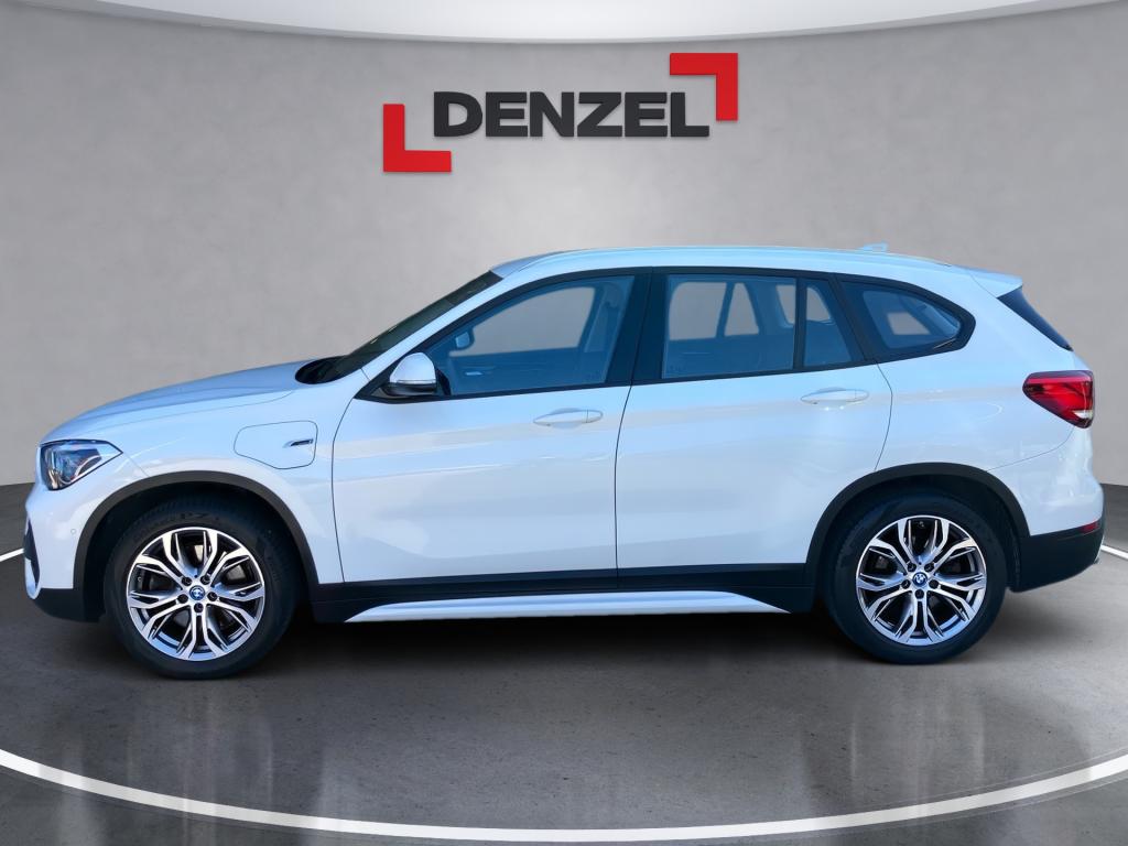 Bild 1: BMW X1 xDrive25e PHEV Au