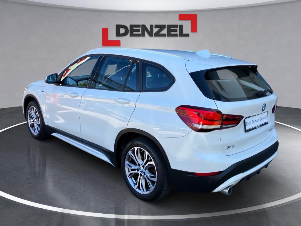 Bild 2: BMW X1 xDrive25e PHEV Au