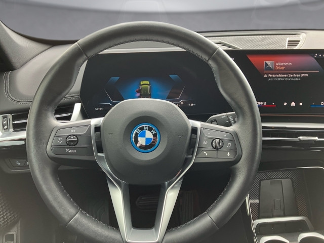 Bild 9: BMW iX1 eDrive20 U11