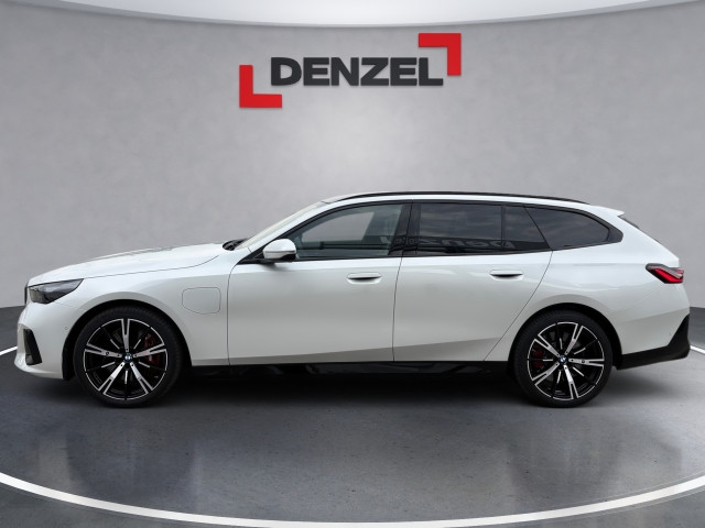 Bild 1: BMW 550e xDrive Touring