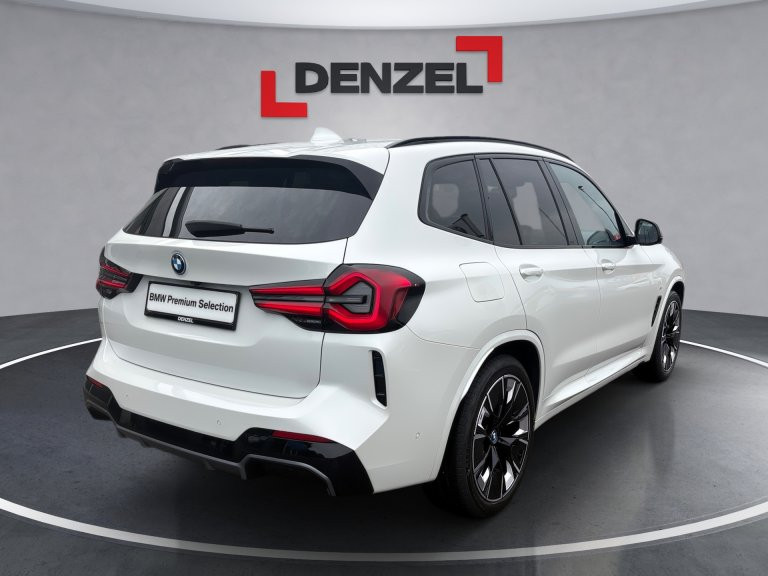 Bild 12: BMW iX3 G08 HA0