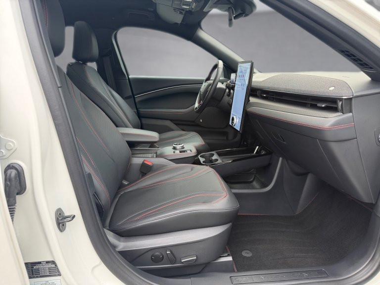 Bild 10: Ford Mustang Mache-E Premium