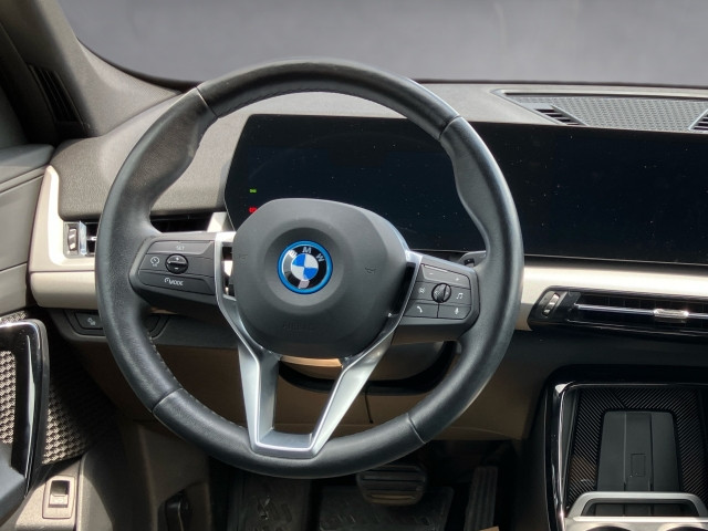 Bild 9: BMW iX1 eDrive20 U11 HB0