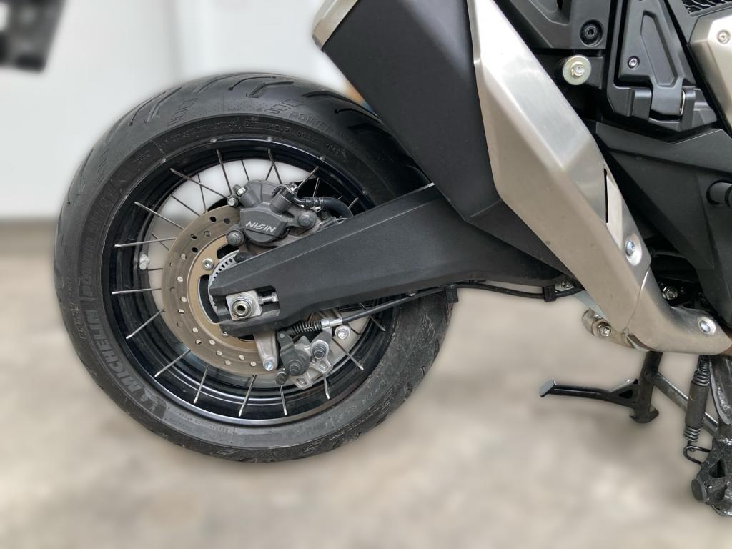 Bild 9: Motorrad Honda Honda X Adv 750