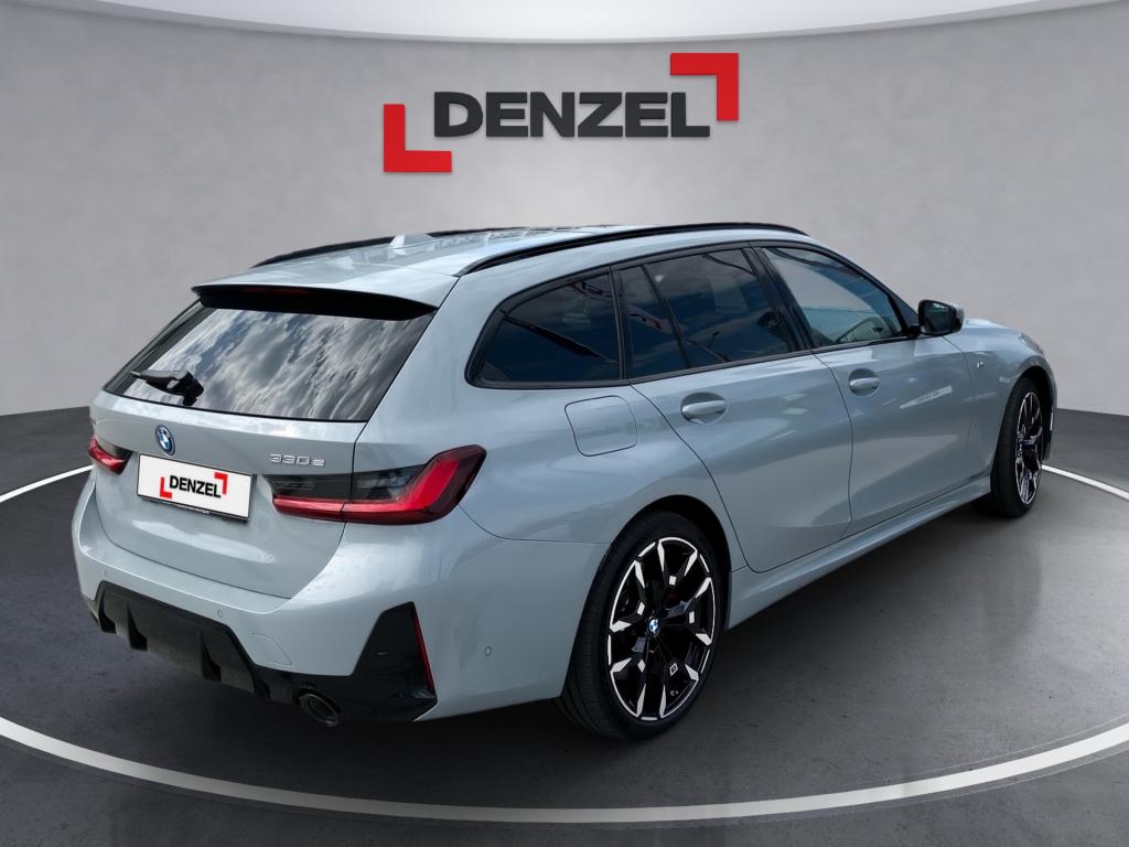Bild 3: BMW 330e xDrive Touring