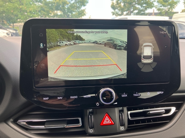 Bild 13: Hyundai i30 Kombi - PD Comfort Line 1.0 T-GDI