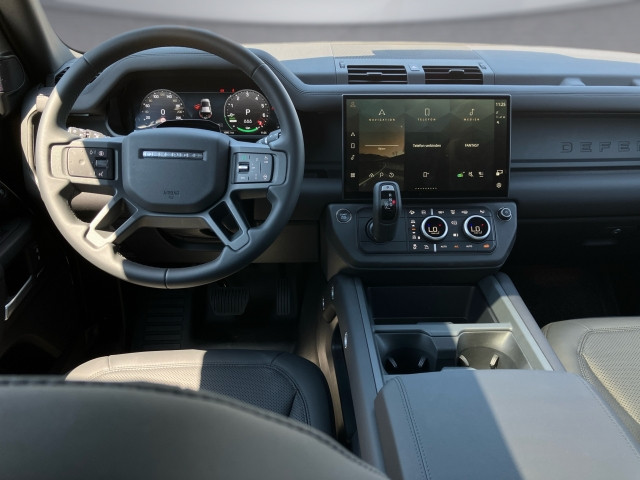 Bild 5: Land Rover Defender 110 P300e X-Dynamic SE