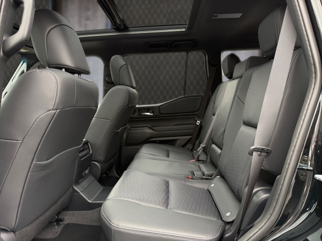 Bild 8: Toyota Land Cruiser 5-Türer Lounge 2,8L Diesel 205PS Mild