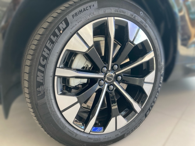 Bild 2: VOLVO PKW XC60 Ultra, T6 AWD Plug-in Hybrid, Elektrisch/Benzin, Dark