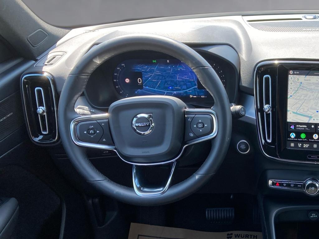 Bild 9: VOLVO PKW XC40 B3 Plus Dark Mild Hybrid