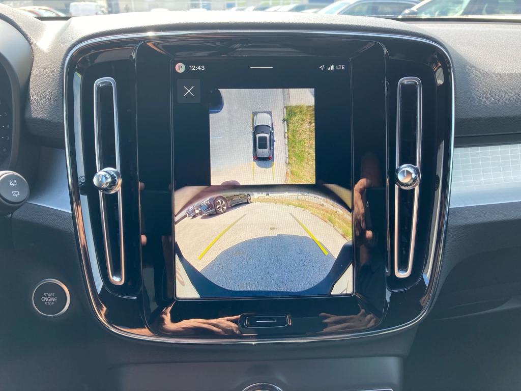 Bild 14: VOLVO PKW XC40 B3 Plus Dark Mild Hybrid