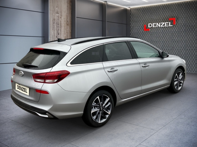 Bild 3: Hyundai i30 Kombi - PD Comfort Line 1.6 T-GDI DCT