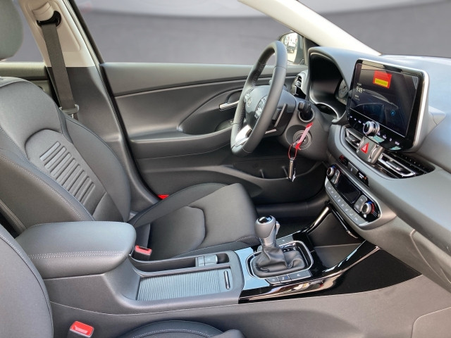 Bild 10: Hyundai i30 - PD Comfort Line 1.6 T-GDI DCT