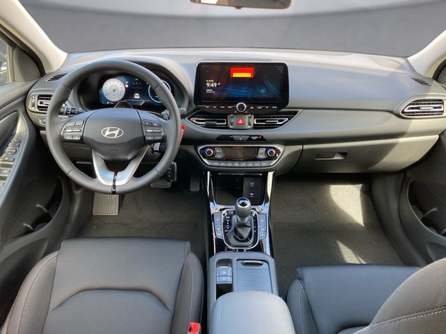 Bild 8: Hyundai i30 - PD Comfort Line 1.6 T-GDI DCT
