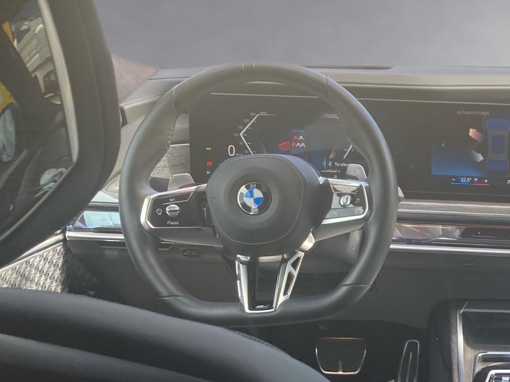 Bild 9: BMW 740d xDrive Limousine Aut.