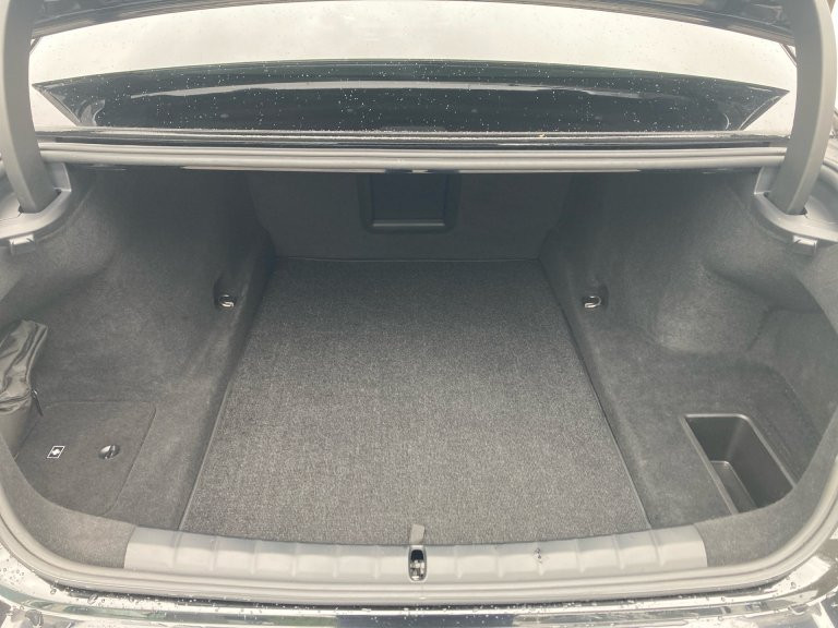 Bild 12: BMW 740d xDrive Limousine Aut.