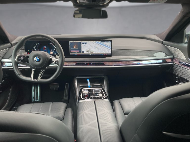 Bild 8: BMW 740d xDrive Limousine Aut.
