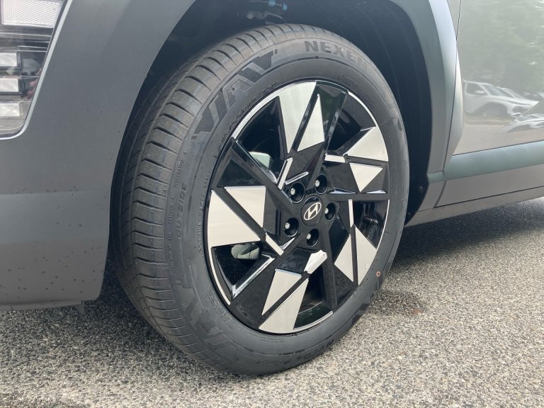 Bild 7: Hyundai Kona (SX2) GO Plus 1.6 T-GDI 2WD DCT