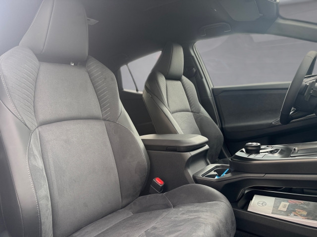 Bild 5: Toyota C-HR+ AWD Lounge 501km Reichweite