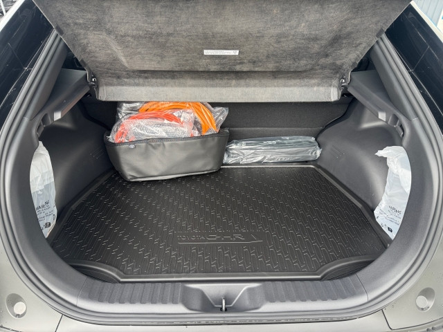 Bild 8: Toyota C-HR+ AWD Lounge 501km Reichweite