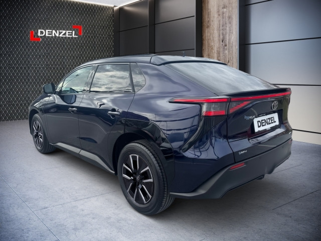 Bild 3: Toyota BZ4X AWD Active Drive 516km Reichweite