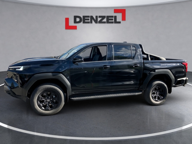 Bild 1: Toyota Hilux Double Cab Invincible  2,8L Diesel Mild Hybr