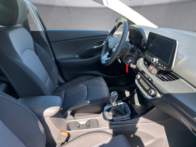 Bild 10: Hyundai i30 Kombi - PD Smart Line 1.0 T-GDI