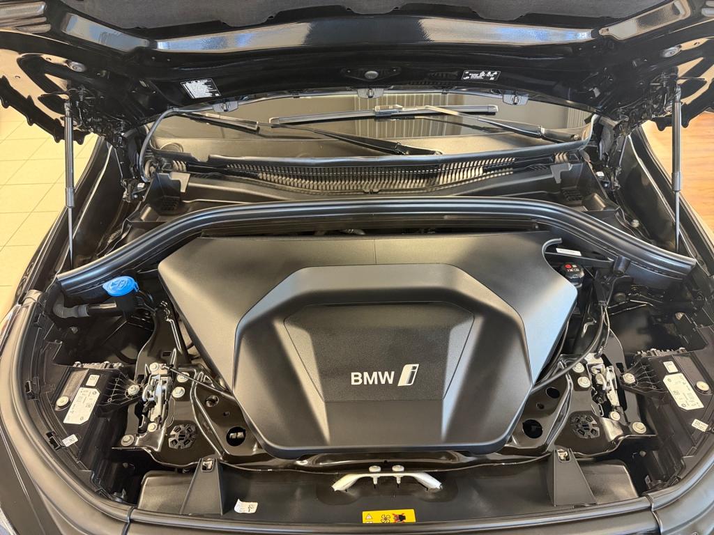 Bild 14: BMW iX1 xDrive30 64,7kWh