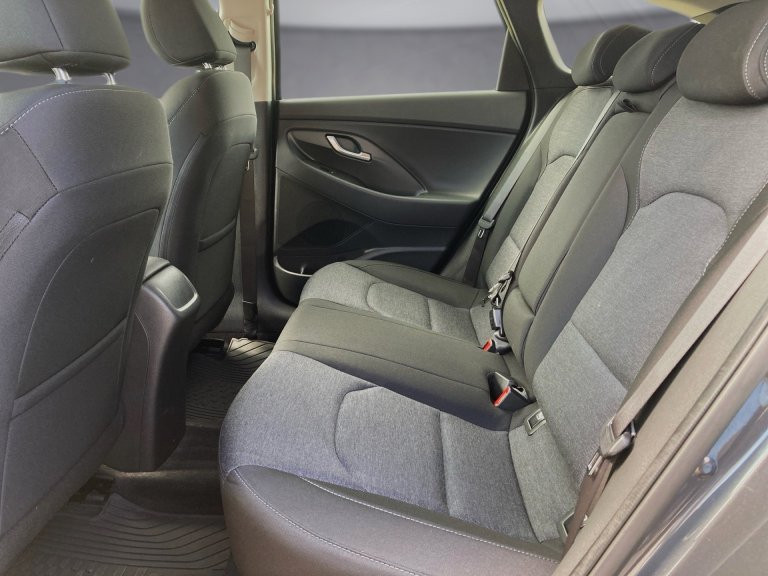 Bild 11: Hyundai i30 CW 1,0 T-GDI Trend Line DCT